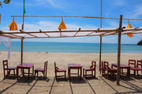 Отель Klong Jark Bungalow  Ko Lanta